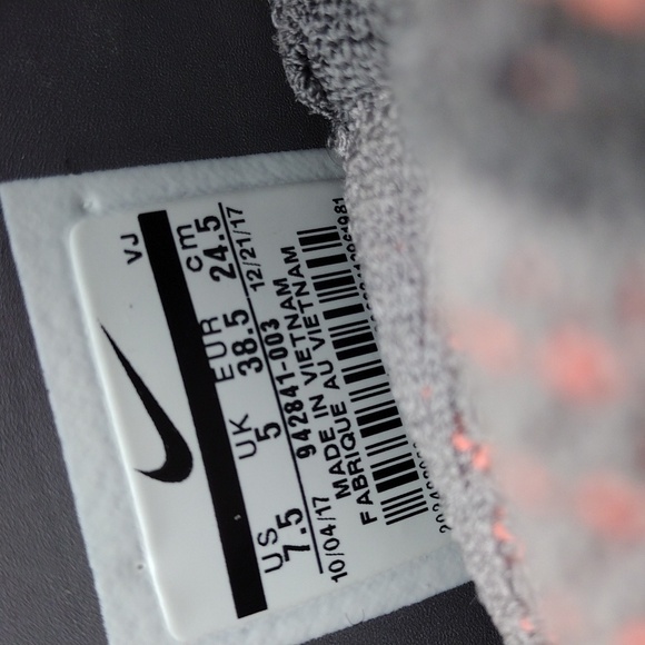 Nike Free RN Motion Flyknit 2018 Grey Crimson Pulse Fabric Upper Pull On Sneaker - Picture 10 of 16